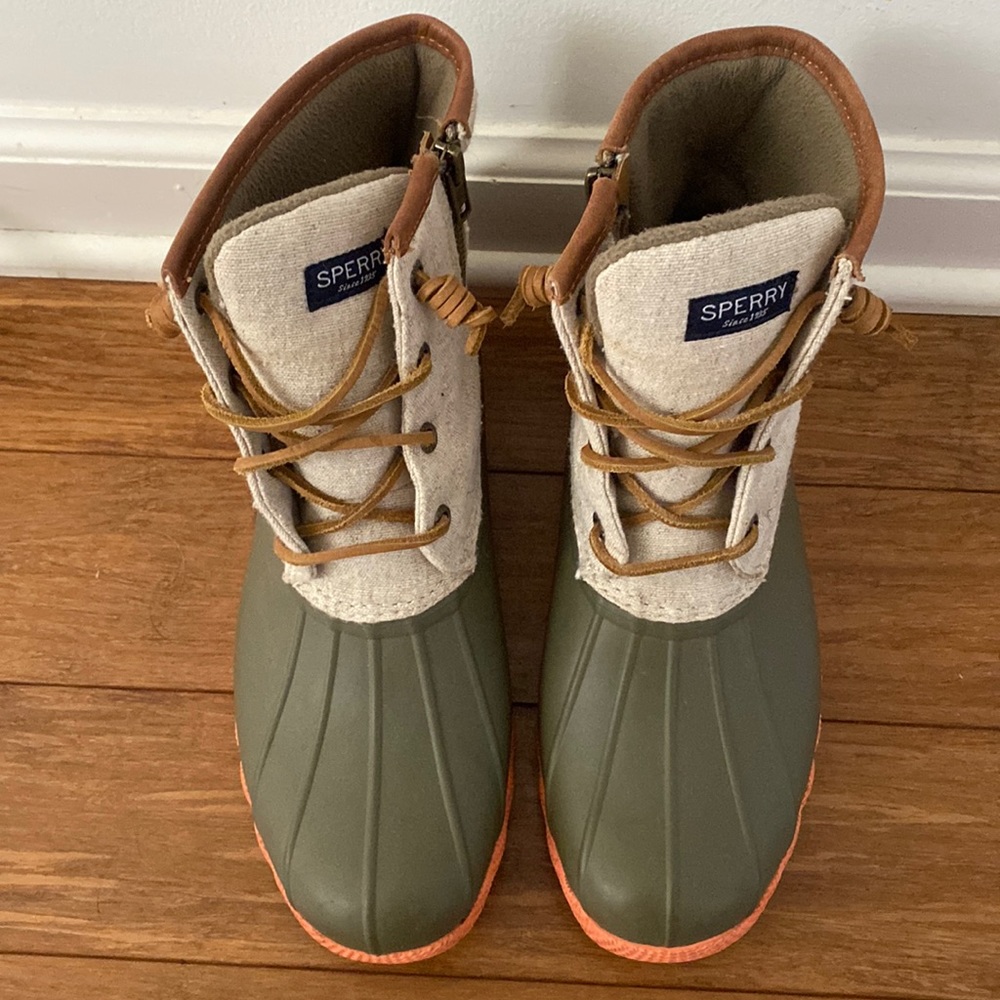 Sperry Boots - 8.5